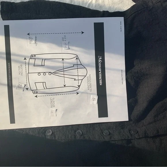 Eileen Fisher 3/4 Sleeve Black Linen Blend Textured Blazer, shell buttons. - Picture 7 of 7